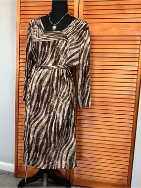 Dana Buchman Brown & Cream Zebra-Print Stretch Long-Sleeve Midi Dress